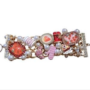 NWT Betsey Johnson Babycakes Pastry Baking Chunky Charm Bracelet